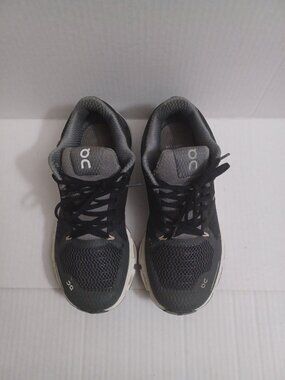 ON CLOUD RUNNING SNEAKERS BLACK GRAY WOMEN'S SIZE 6